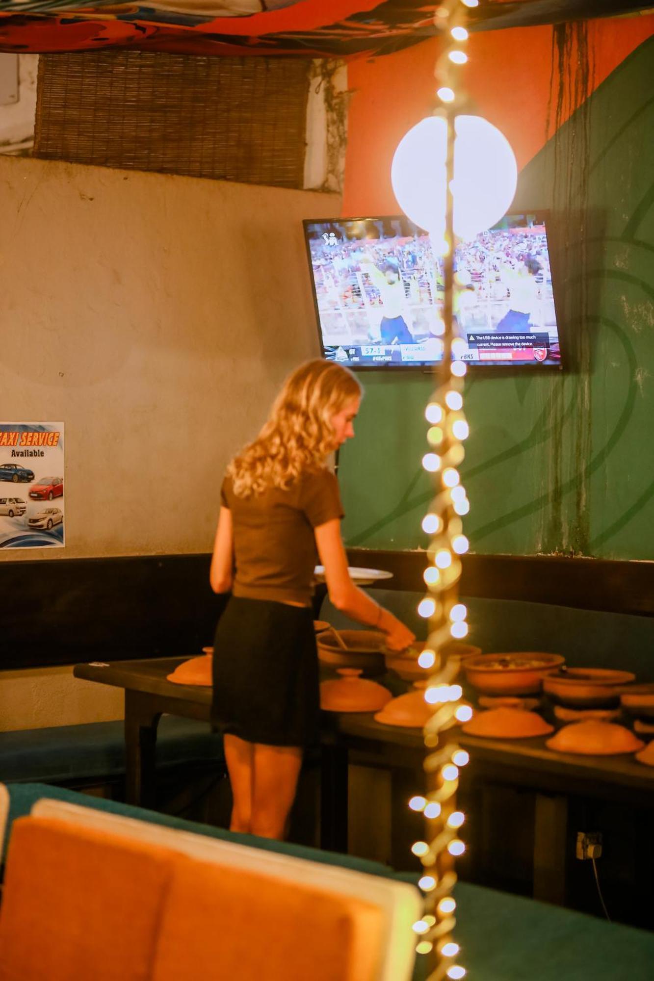 Hangover Hostels ミリッサ エクステリア 写真